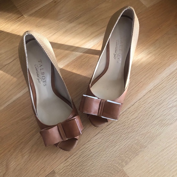 NWT Leather peep-toe high heels - Picture 2 of 11